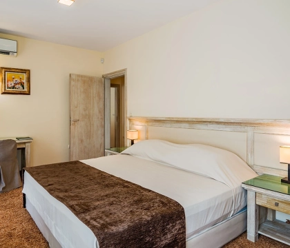 Bedroom1_Building23_Apt11