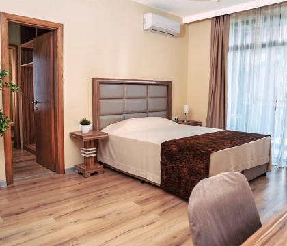 Building 37, apartment 3 bedroom 2