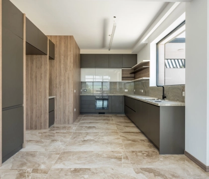 Maxi_Sani_example_House